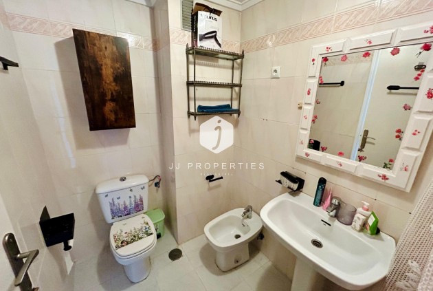 Tweedehands - duplex -
Torrevieja - Costa Blanca