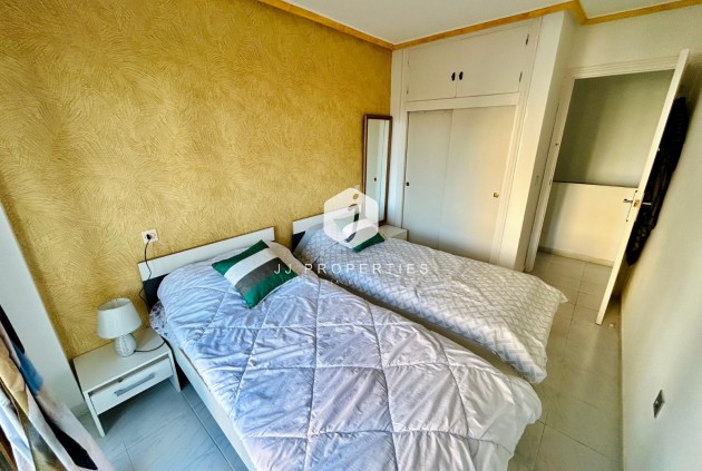 Tweedehands - duplex -
Torrevieja - Costa Blanca