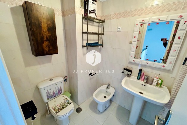 Tweedehands - duplex -
Torrevieja - Costa Blanca