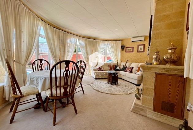 Tweedehands - Villa -
El Chaparral - Inland