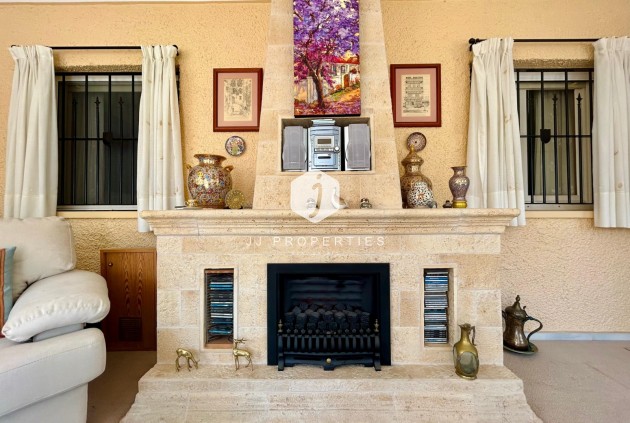 Tweedehands - Villa -
El Chaparral - Inland