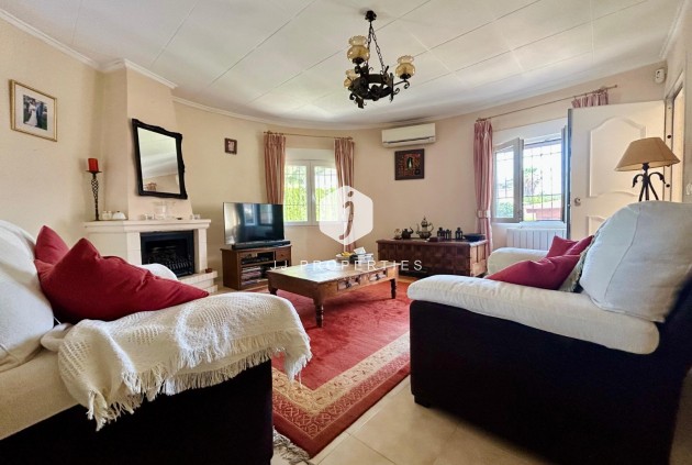 Tweedehands - Villa -
El Chaparral - Inland