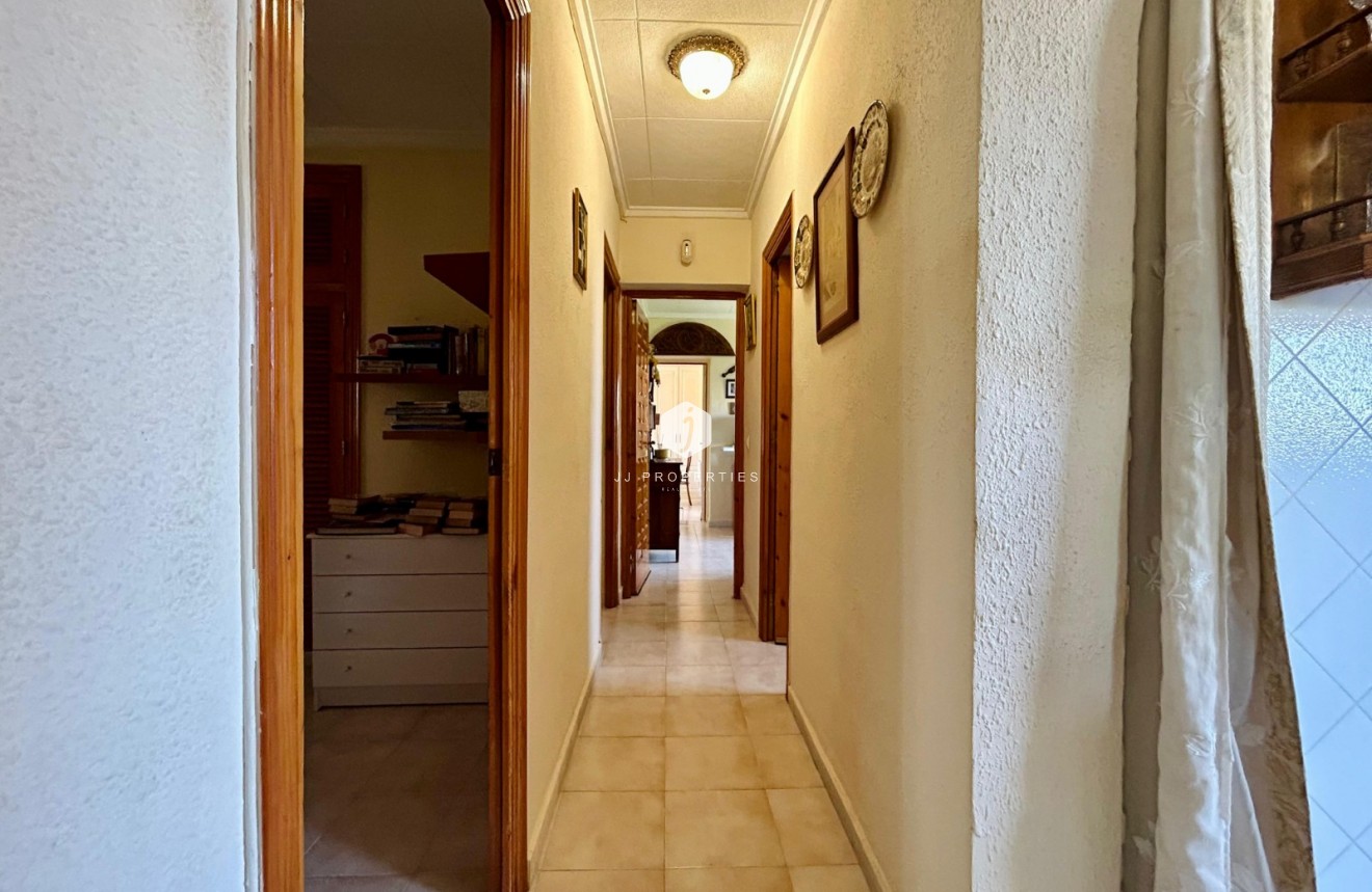 Tweedehands - Villa -
El Chaparral - Inland