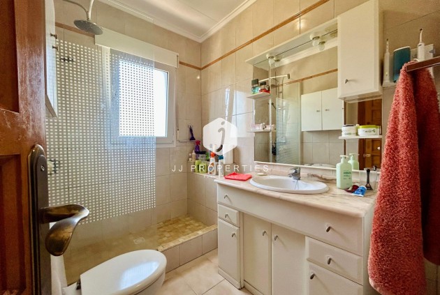 Tweedehands - Villa -
El Chaparral - Inland