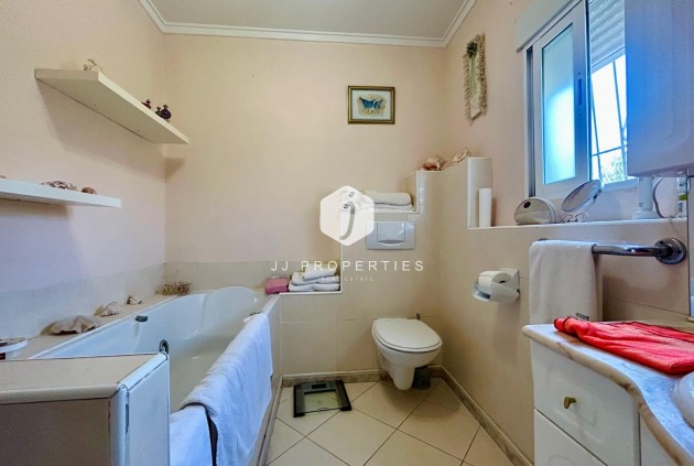 Tweedehands - Villa -
El Chaparral - Inland