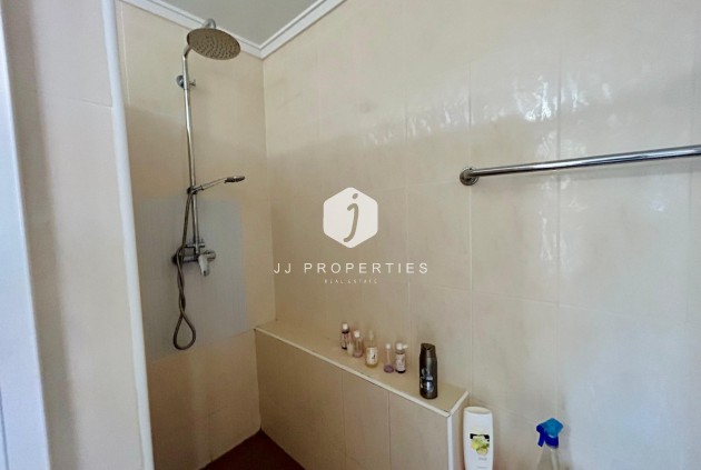 Tweedehands - Villa -
El Chaparral - Inland