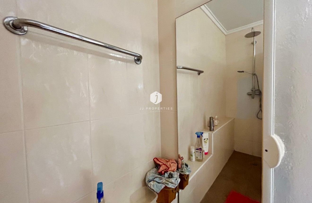 Tweedehands - Villa -
El Chaparral - Inland