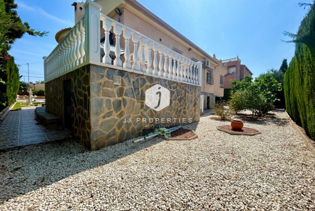 Tweedehands - Villa -
El Chaparral - Inland