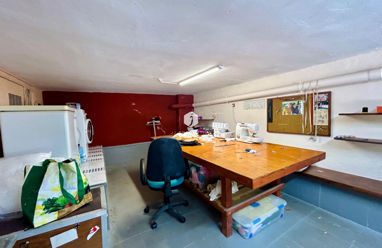 Tweedehands - Villa -
El Chaparral - Inland