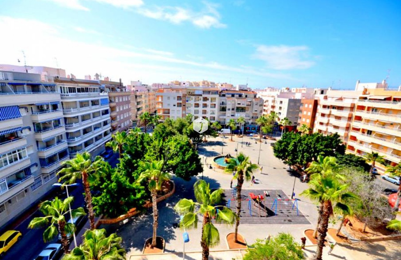 Tweedehands - Penthouse -
Torrevieja - Playa del Cura