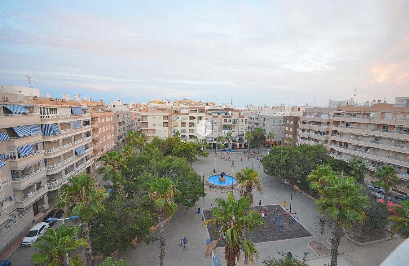 Tweedehands - Penthouse -
Torrevieja - Playa del Cura