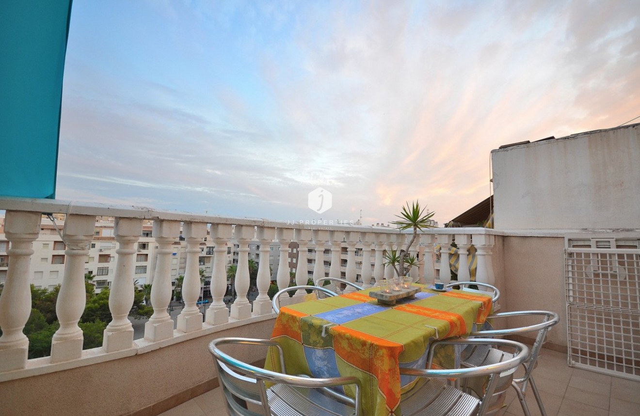 Tweedehands - Penthouse -
Torrevieja - Playa del Cura