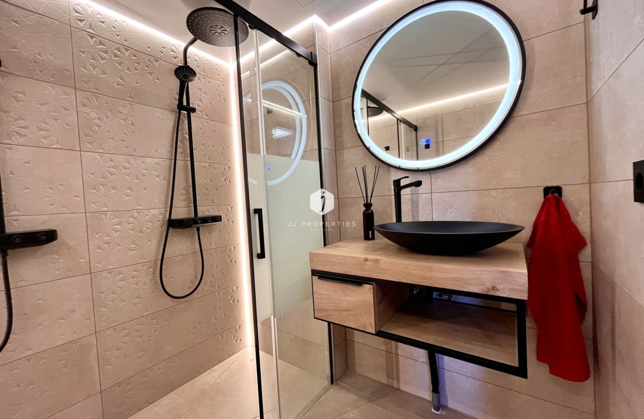 Tweedehands - Appartement / flat -
Almoradí - Inland