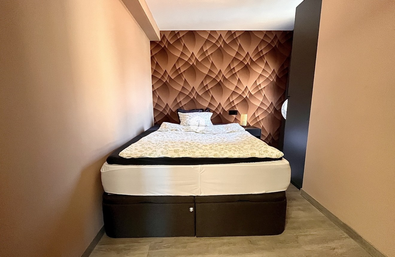 Tweedehands - Appartement / flat -
Almoradí - Inland