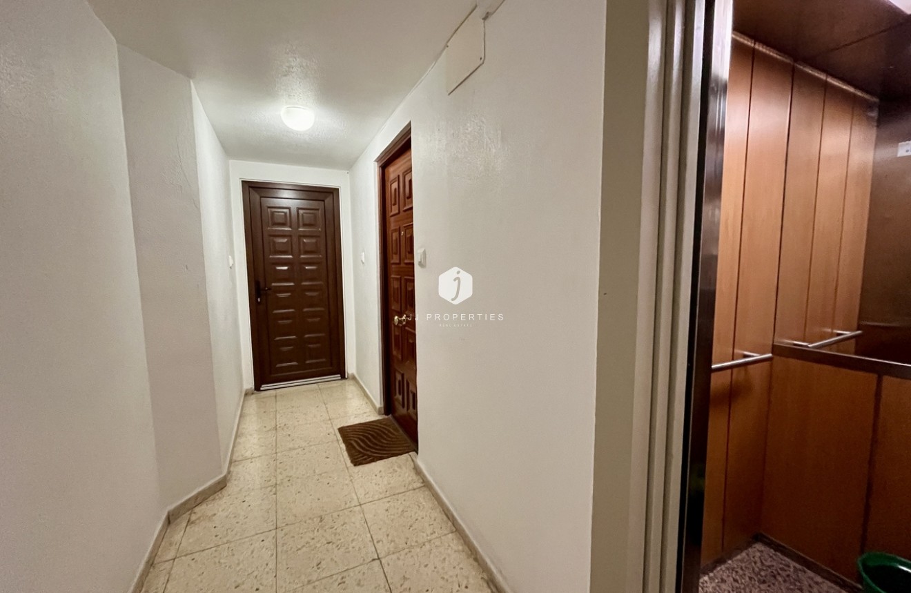 Tweedehands - Appartement / flat -
Almoradí - Inland