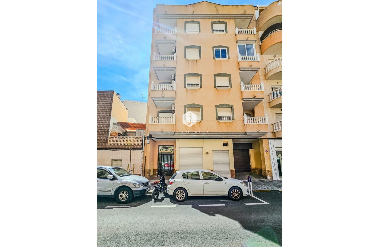 Tweedehands - Appartement / flat -
Torrevieja - Costa Blanca