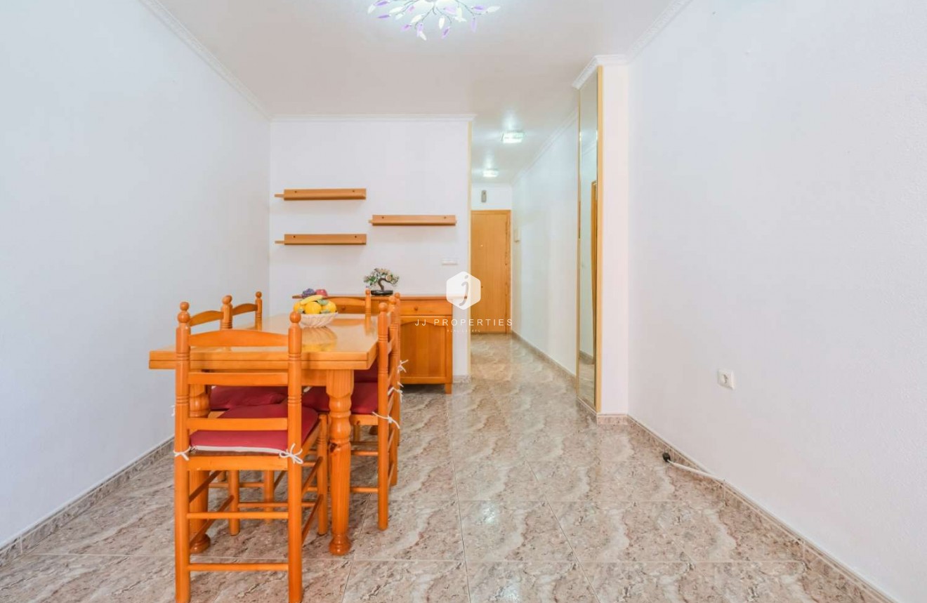 Tweedehands - Appartement / flat -
Torrevieja - Costa Blanca