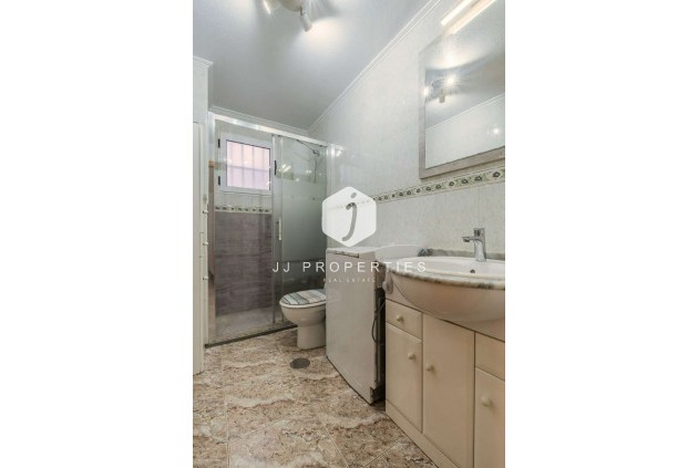 Tweedehands - Appartement / flat -
Torrevieja - Costa Blanca