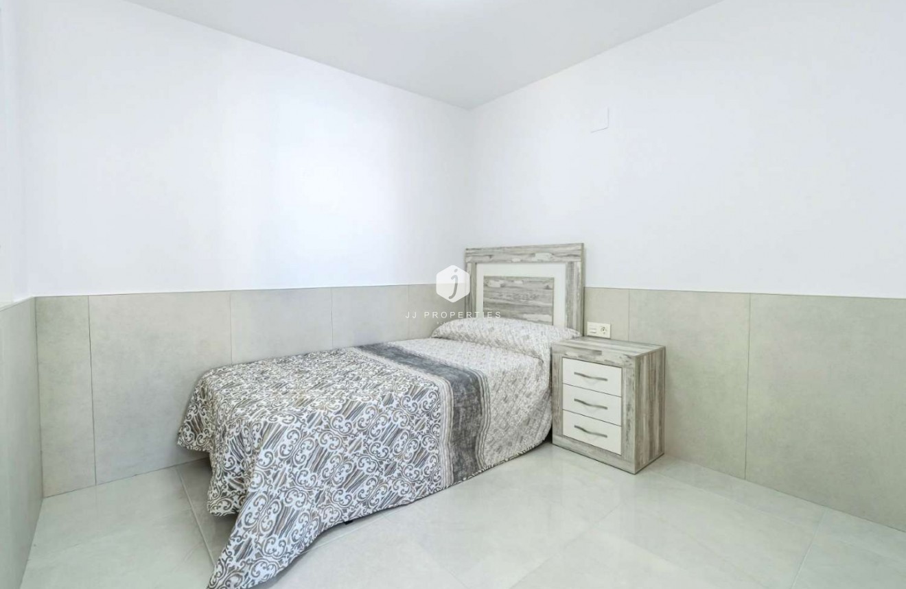 Tweedehands - Bungalow -
Torrevieja - Costa Blanca