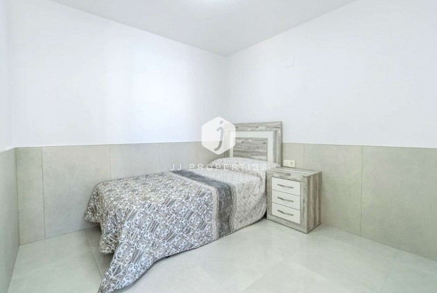 Tweedehands - Bungalow -
Torrevieja - Costa Blanca