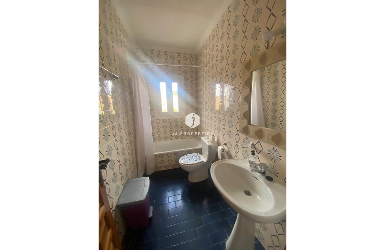 Tweedehands - Villa -
Los Balcones - Costa Blanca