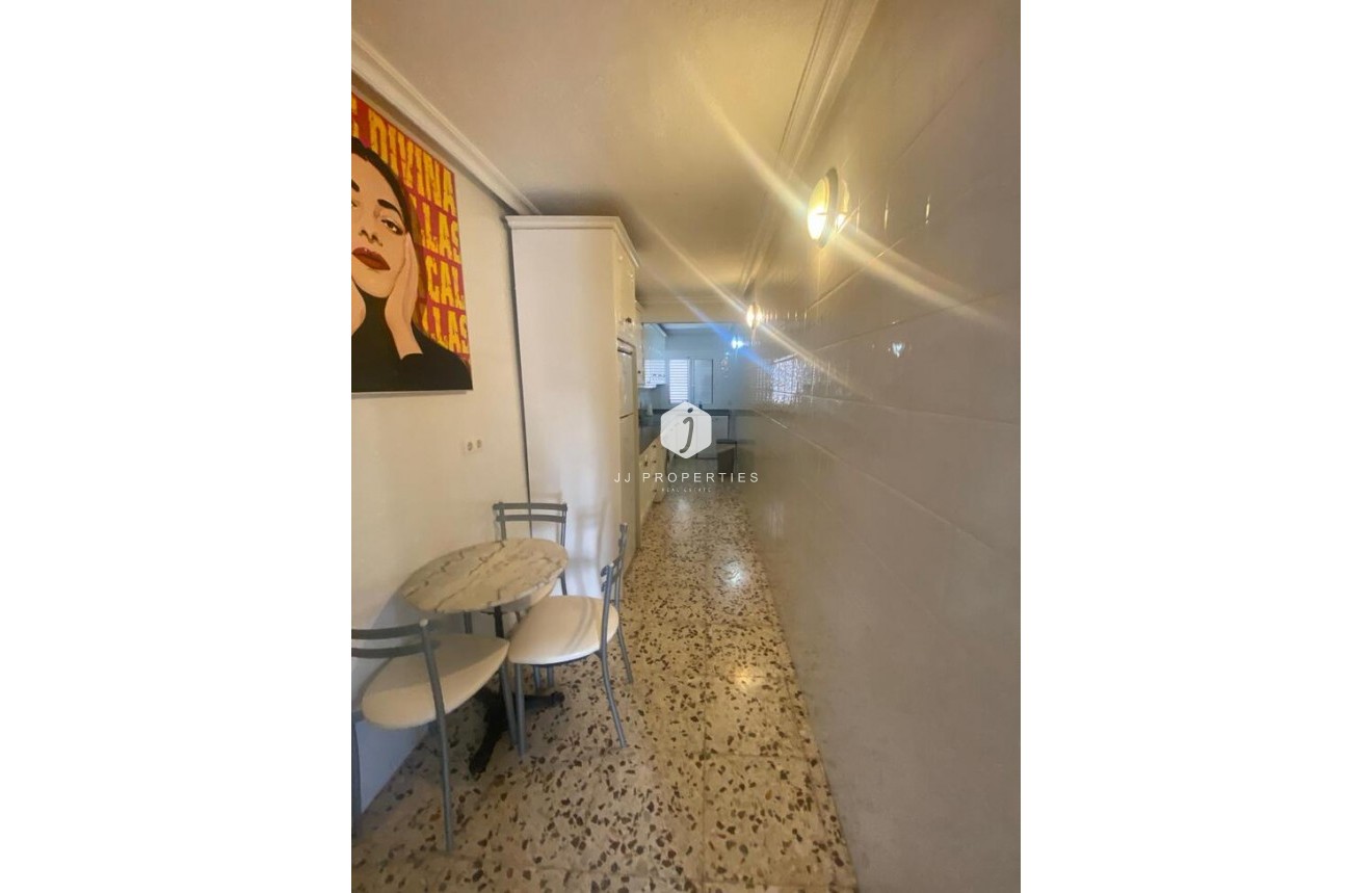 Tweedehands - Villa -
Los Balcones - Costa Blanca