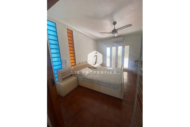 Tweedehands - Villa -
Los Balcones - Costa Blanca