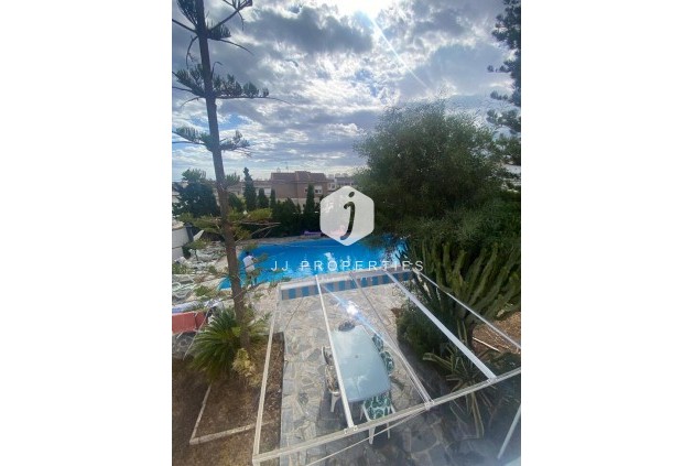 Tweedehands - Villa -
Los Balcones - Costa Blanca