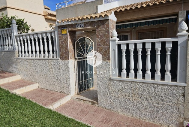 Tweedehands - Chalet -
Torrevieja - Los Balcones - Los Altos del Edén