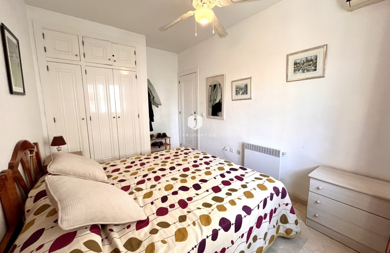 Tweedehands - Appartement / flat -
Playa Flamenca - Costa Blanca