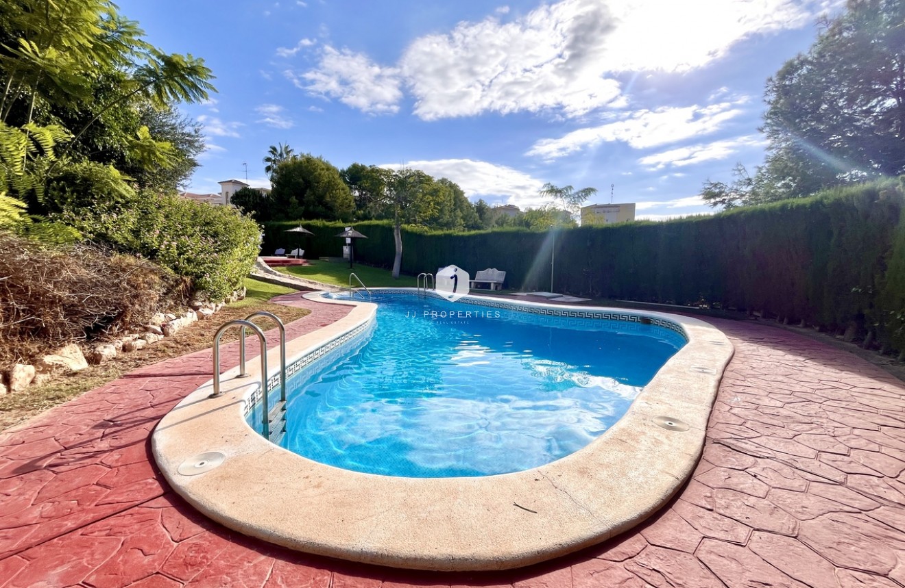 Tweedehands - Appartement / flat -
Playa Flamenca - Costa Blanca