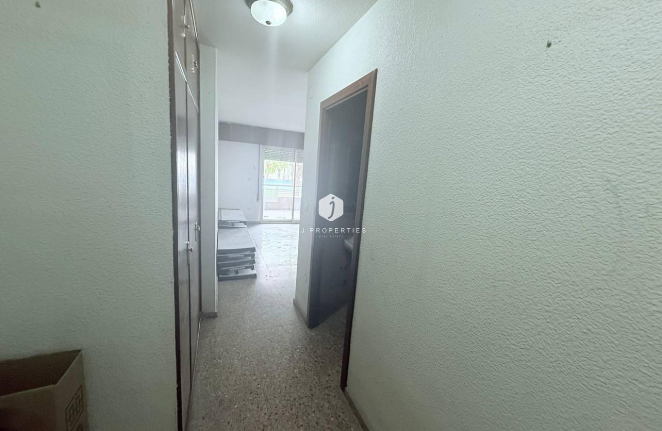 Tweedehands - Appartement / flat -
Torrevieja - Puerto