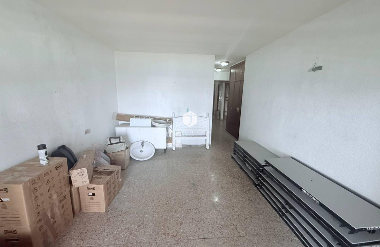 Tweedehands - Appartement / flat -
Torrevieja - Puerto