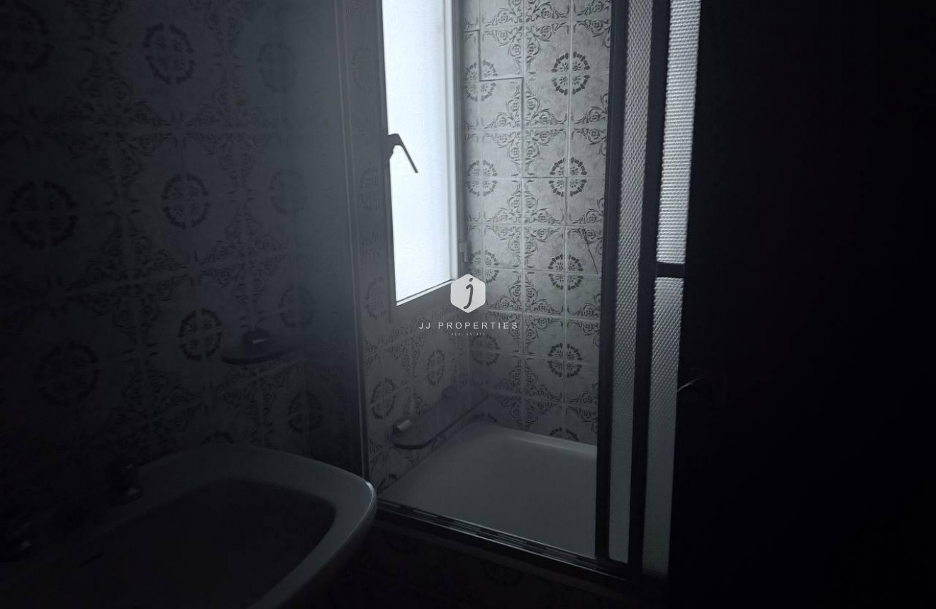 Tweedehands - Appartement / flat -
Torrevieja - Puerto