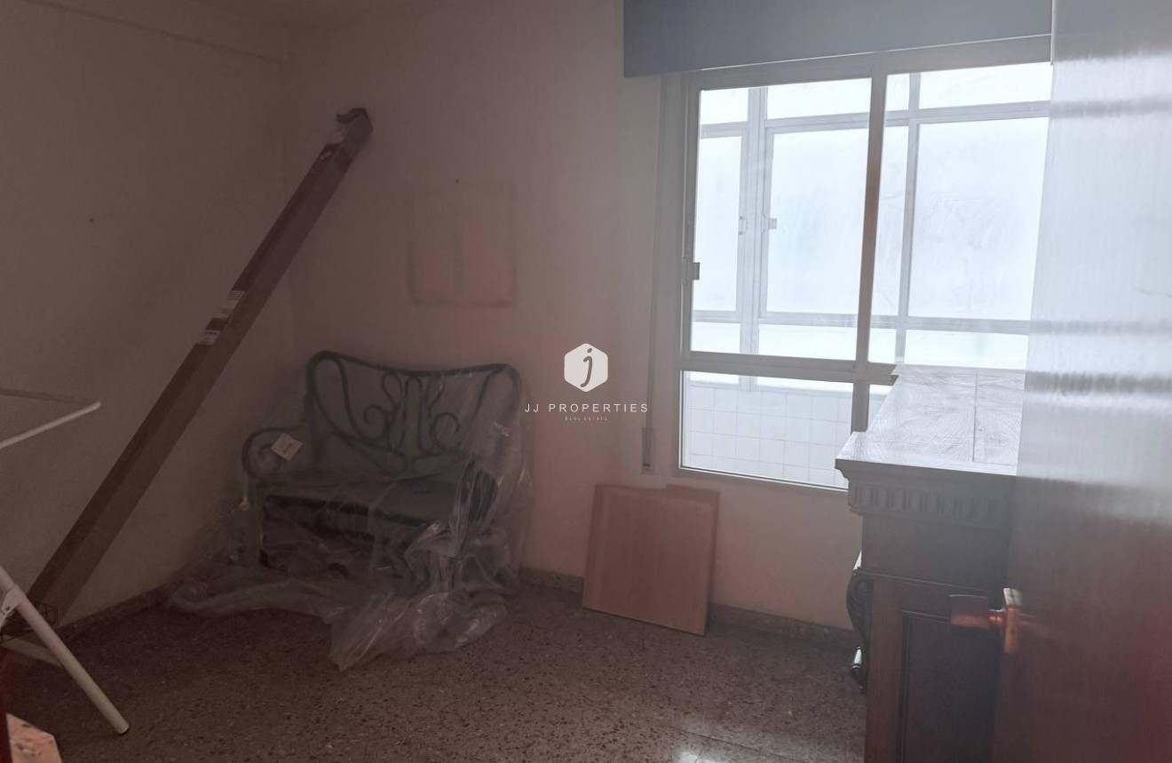 Tweedehands - Appartement / flat -
Torrevieja - Puerto