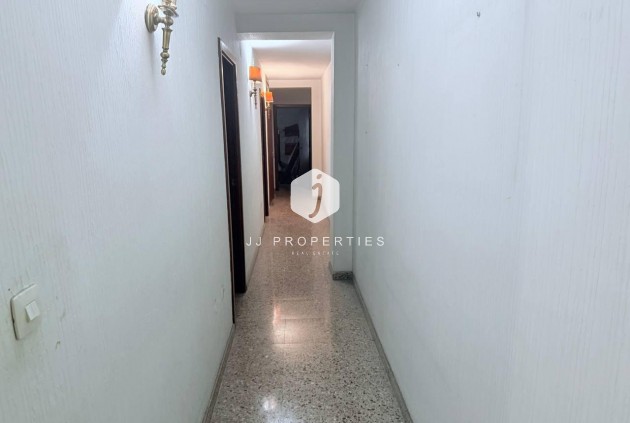 Tweedehands - Appartement / flat -
Torrevieja - Puerto