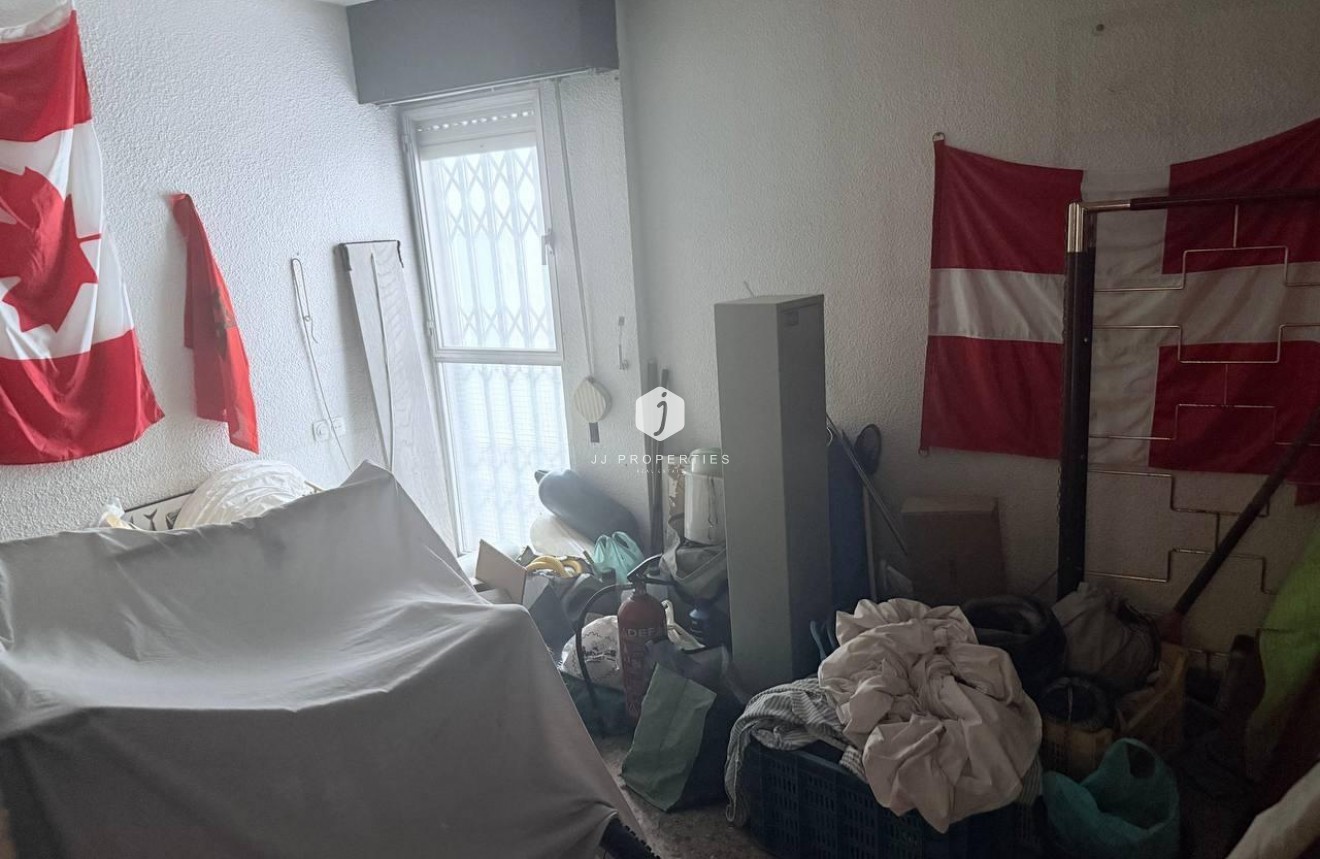 Tweedehands - Appartement / flat -
Torrevieja - Puerto