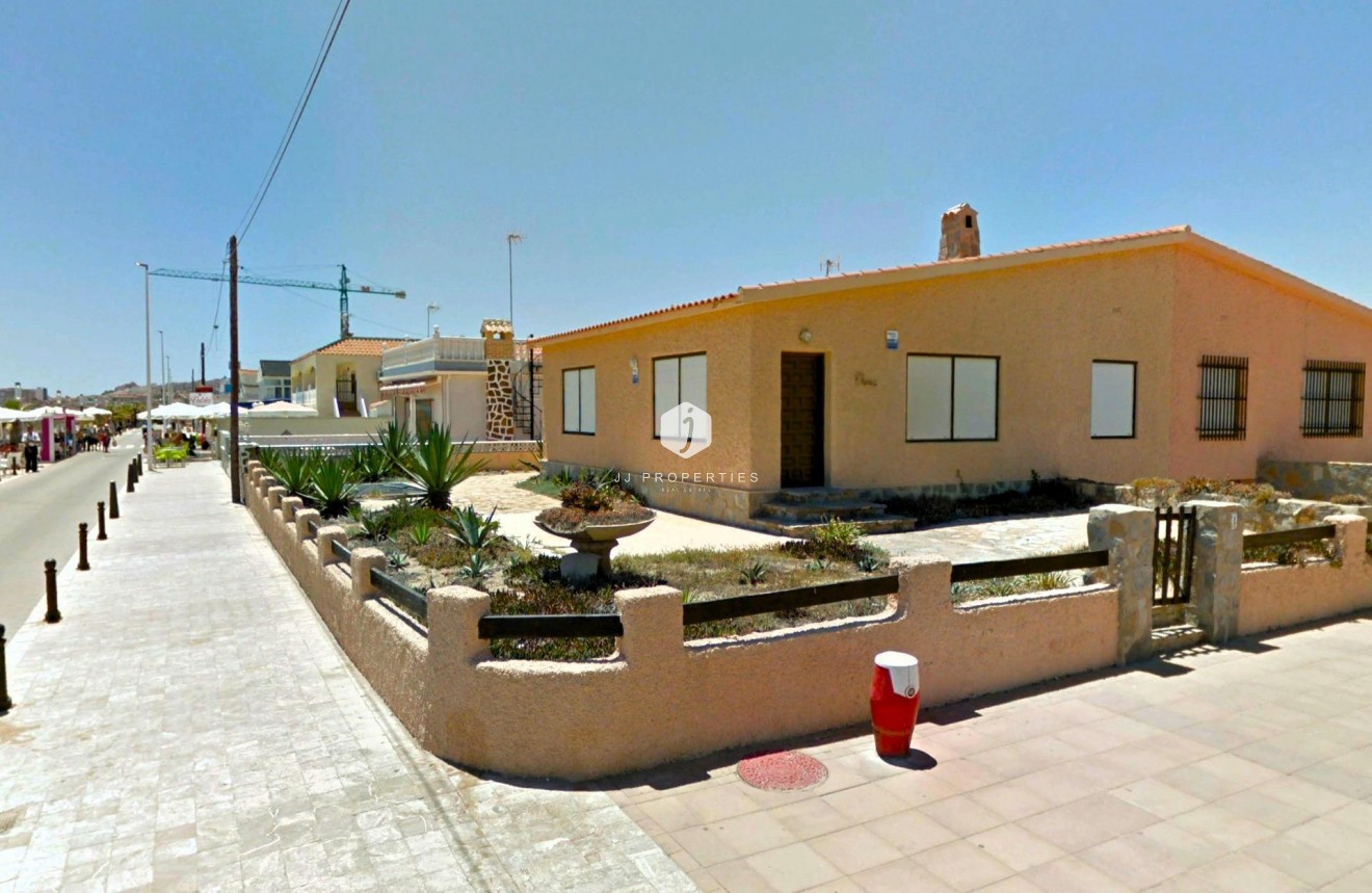Tweedehands - Chalet -
Torrevieja - La Mata