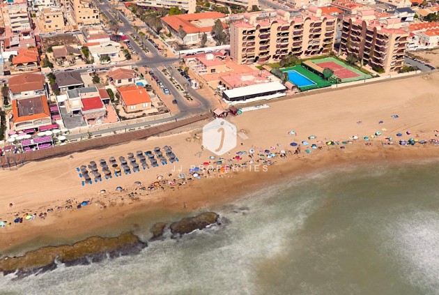 Tweedehands - Chalet -
Torrevieja - La Mata