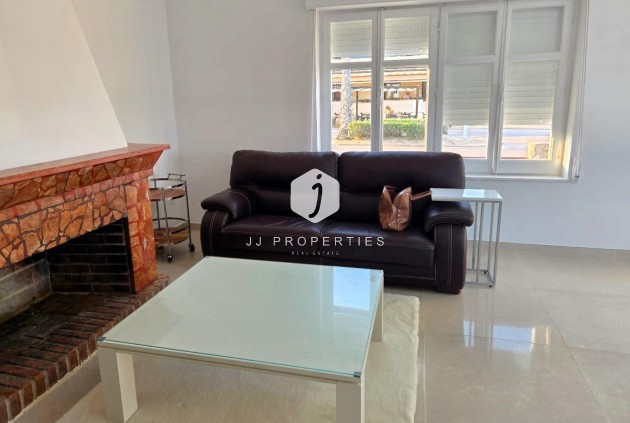 Tweedehands - Chalet -
Torrevieja - La Mata