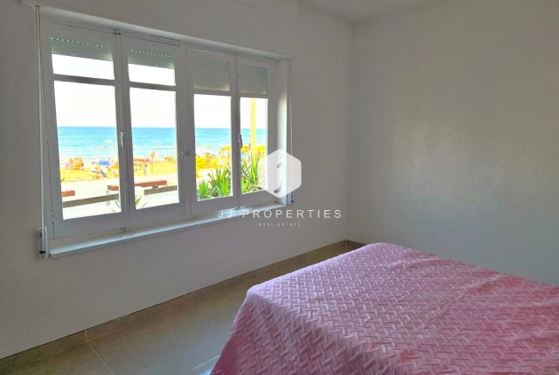 Tweedehands - Chalet -
Torrevieja - La Mata