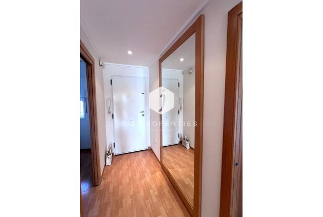 Resale - Apartment / flat -
Torrevieja - Playa de los Locos