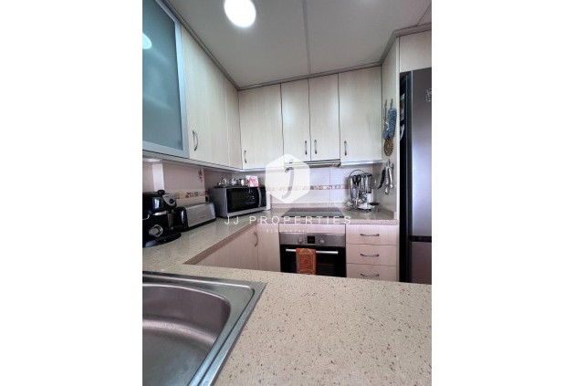 Resale - Apartment / flat -
Torrevieja - Playa de los Locos