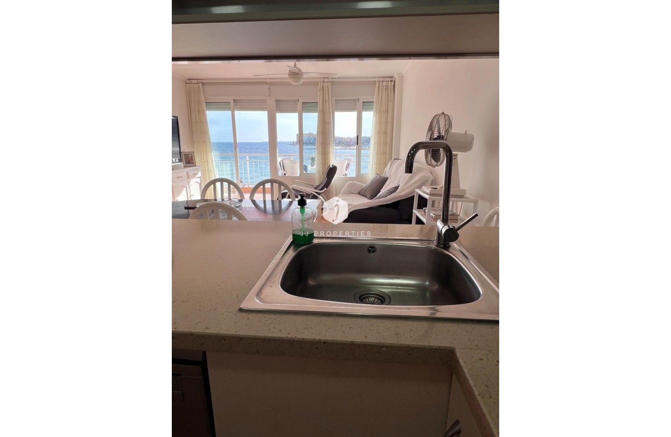 Resale - Apartment / flat -
Torrevieja - Playa de los Locos