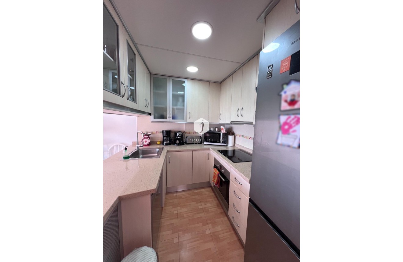 Resale - Apartment / flat -
Torrevieja - Playa de los Locos