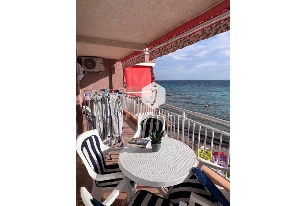 Resale - Apartment / flat -
Torrevieja - Playa de los Locos