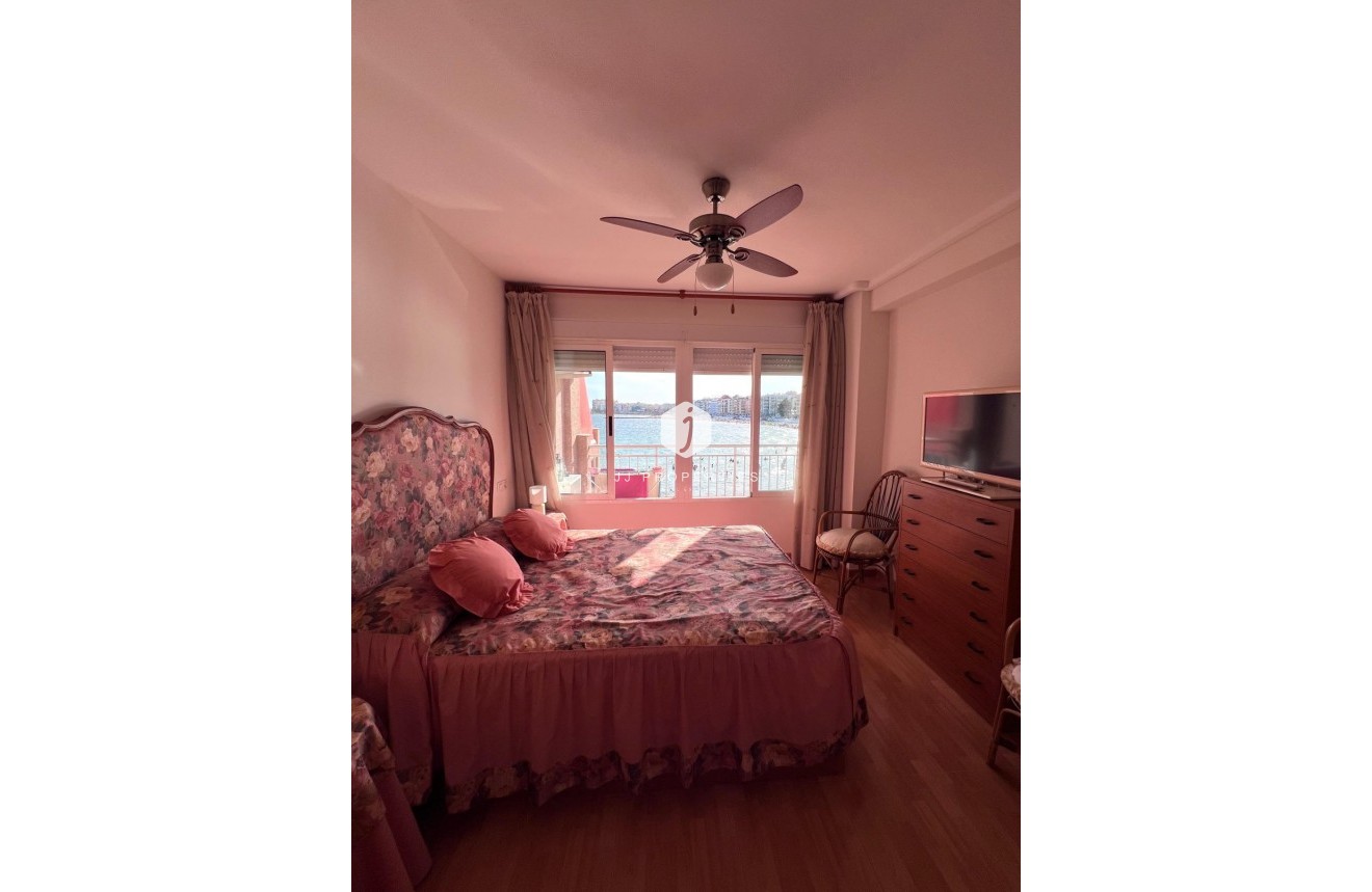 Resale - Apartment / flat -
Torrevieja - Playa de los Locos
