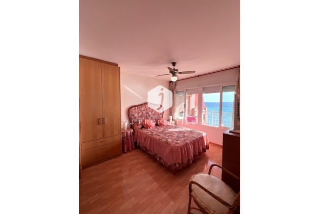 Resale - Apartment / flat -
Torrevieja - Playa de los Locos