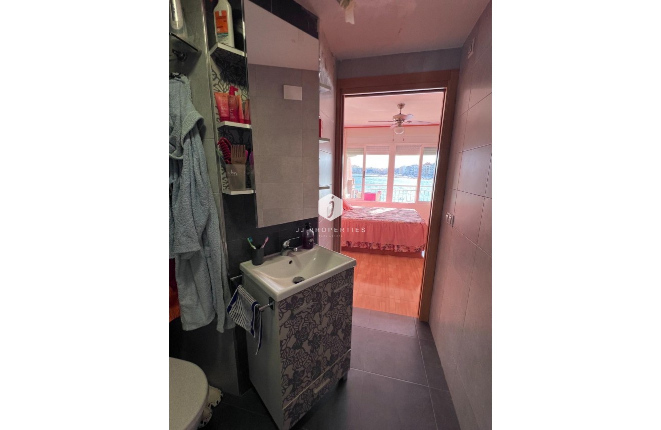 Resale - Apartment / flat -
Torrevieja - Playa de los Locos