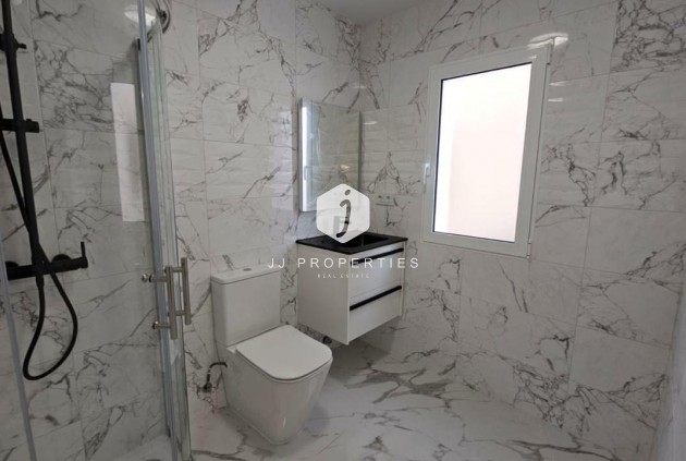 Resale - Apartment / flat -
Torrevieja - Cabo cervera